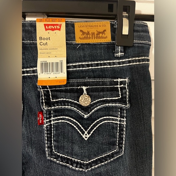 NWT Levi’s Girls Plus Bootcut Jean - 10.5 Regular - Picture 3 of 13